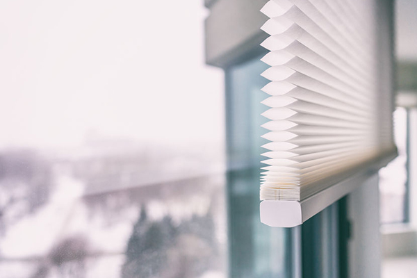 Pleated and Perfect Fit Blinds<br />
